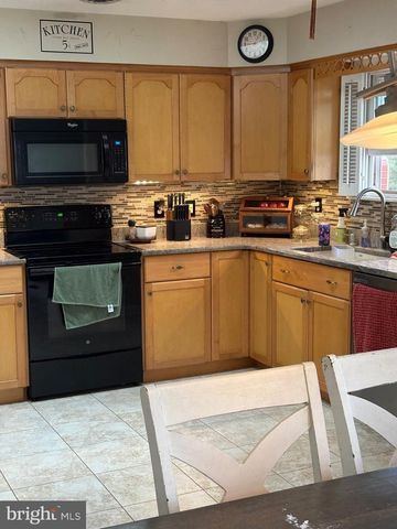 292 SMITH RD, Shippensburg, PA 17257