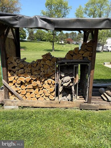 292 SMITH RD, Shippensburg, PA 17257