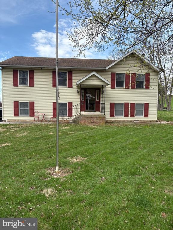 292 SMITH RD, Shippensburg, PA 17257