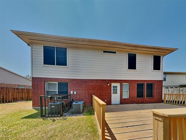 12135 Bradenway Lane, Houston, TX 77089