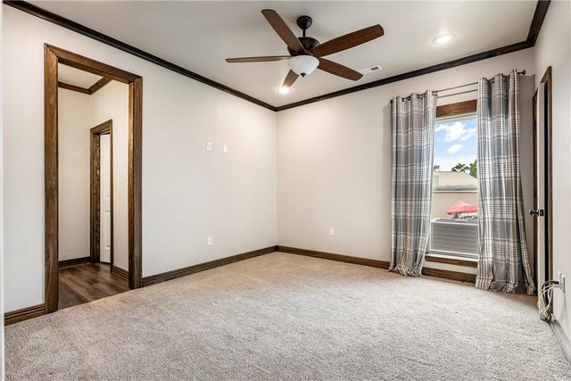 244 NE Pianalto Street, Bentonville, AR 72713