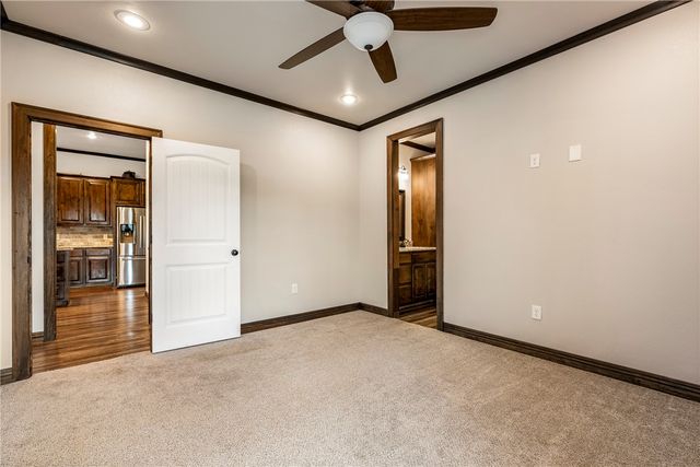 244 NE Pianalto Street, Bentonville, AR 72713