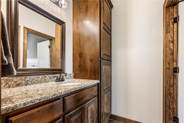 244 NE Pianalto Street, Bentonville, AR 72713