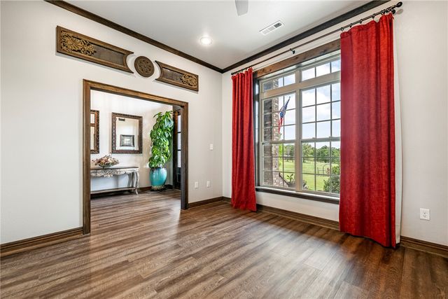 244 NE Pianalto Street, Bentonville, AR 72713