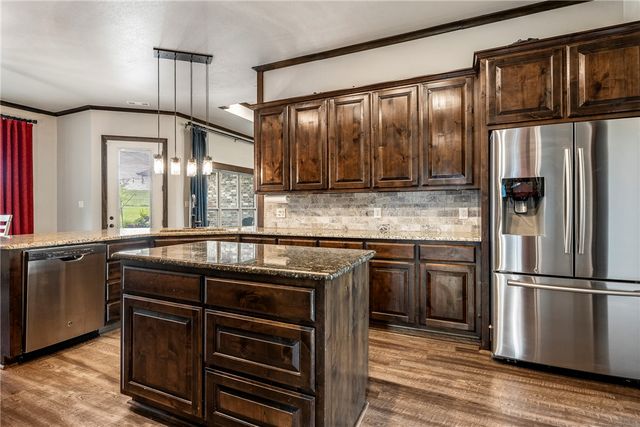 244 NE Pianalto Street, Bentonville, AR 72713