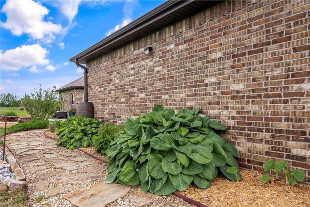 244 NE Pianalto Street, Bentonville, AR 72713