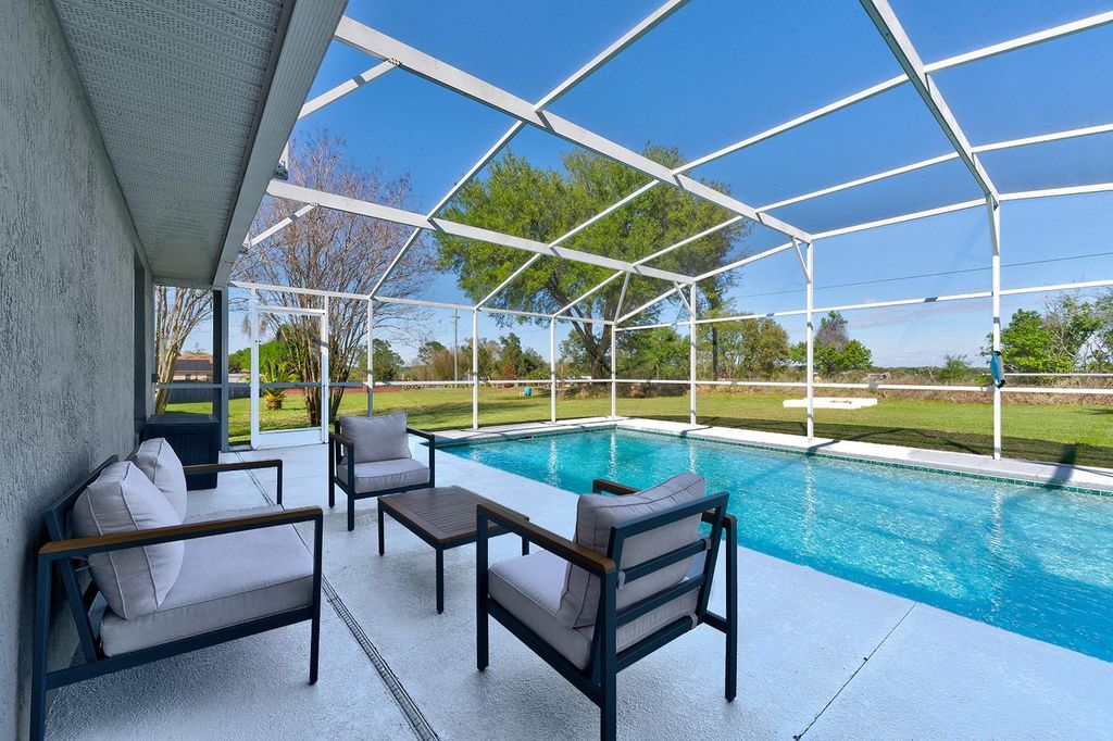 Image 47 of property listing at 9914 JANETTE LANE, Clermont, FL 34711