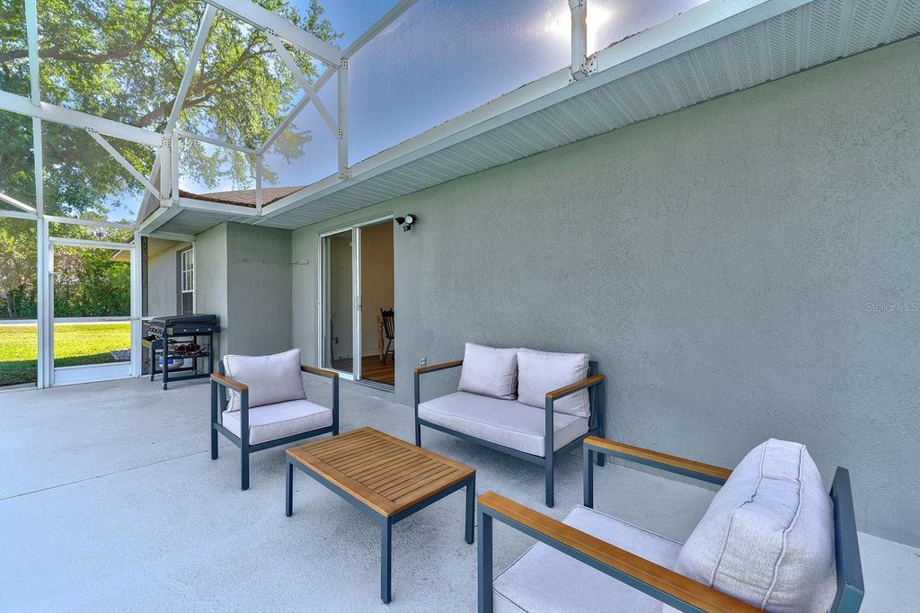 Image 49 of property listing at 9914 JANETTE LANE, Clermont, FL 34711