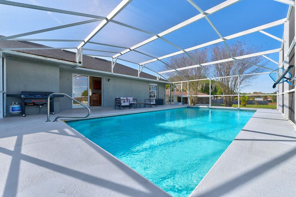 Image 51 of property listing at 9914 JANETTE LANE, Clermont, FL 34711