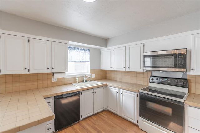 3326 Rock Creek Way, Oklahoma City, OK 73120