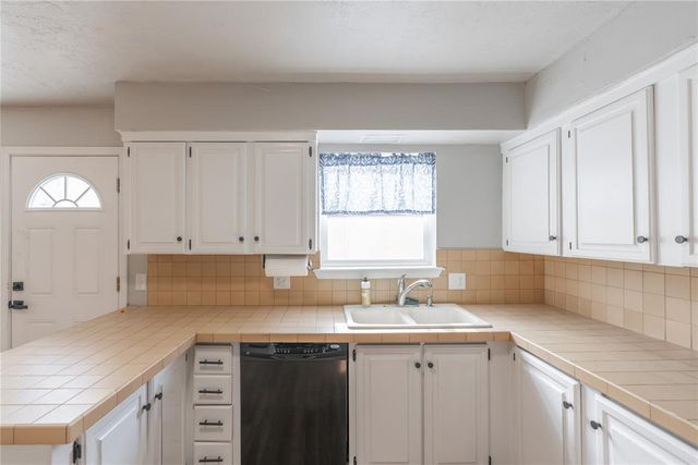 3326 Rock Creek Way, Oklahoma City, OK 73120