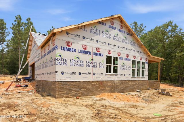 2131 Carthage Road, West End, NC 27376