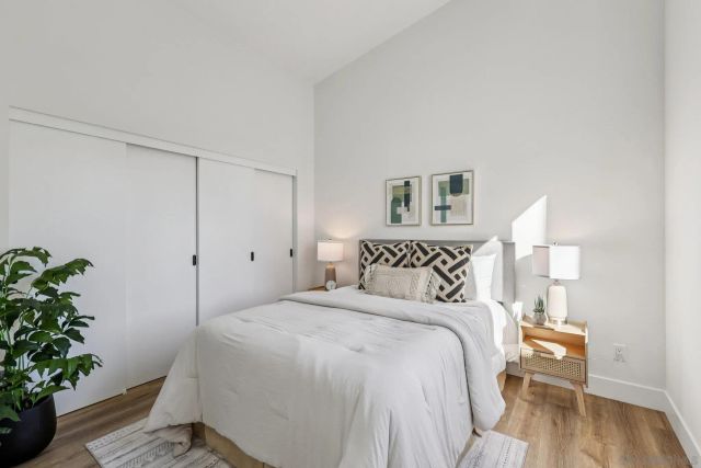 1860 Illion, San Diego, CA 92110