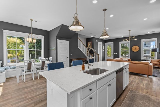 775 Forrest Drive, Charleston, SC 29492