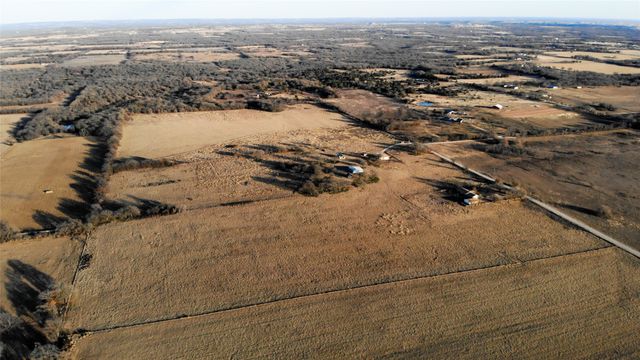 187 Cr-1750, Chico, TX 76431