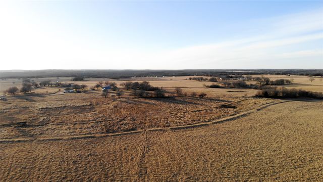 187 Cr-1750, Chico, TX 76431