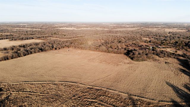 187 Cr-1750, Chico, TX 76431