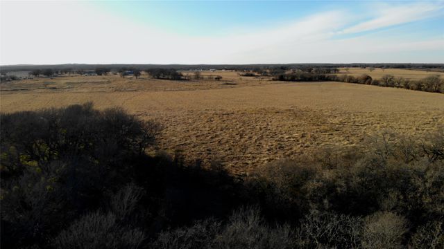 187 Cr-1750, Chico, TX 76431