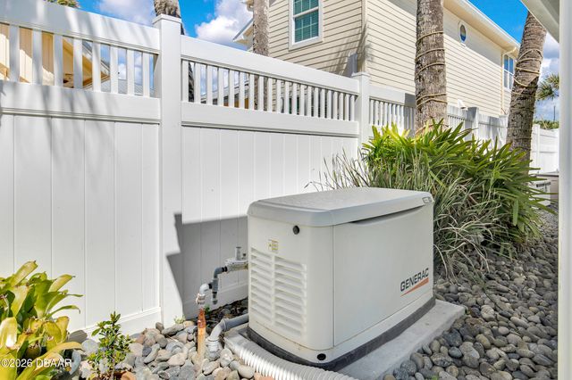 315 Crawford Road, New Smyrna Beach, FL 32169