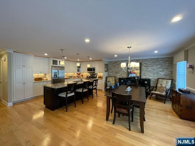 1002 Whitney Lane, Allendale, NJ 07401