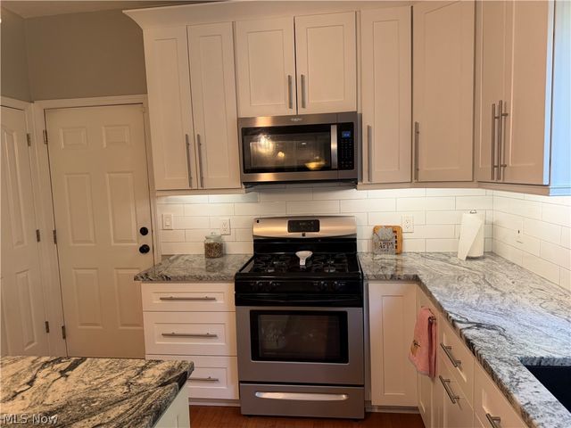 19465 Blue Spruce Drive, Strongsville, OH 44149