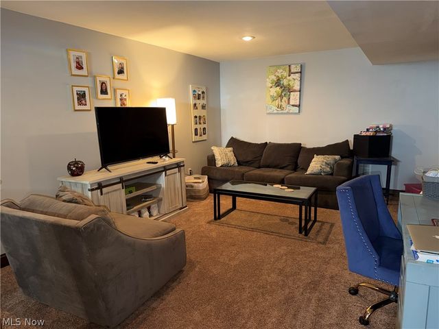 19465 Blue Spruce Drive, Strongsville, OH 44149