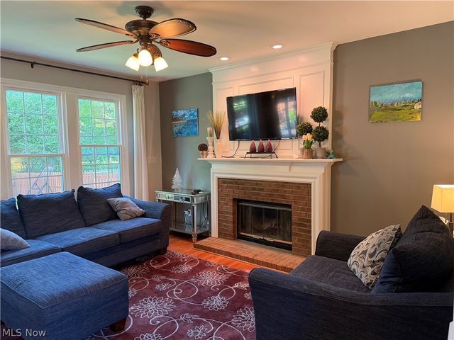 19465 Blue Spruce Drive, Strongsville, OH 44149