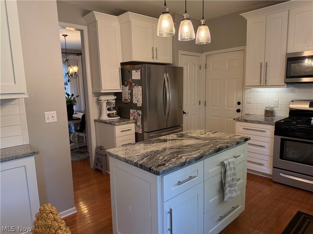 19465 Blue Spruce Drive, Strongsville, OH 44149