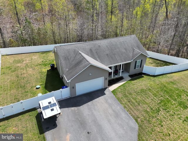 7098 QUICKTREE PL, Hughesville, MD 20637