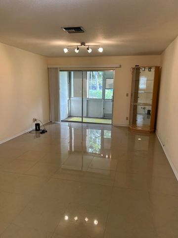 2956 Crosley Drive E C, West Palm Beach, FL 33415