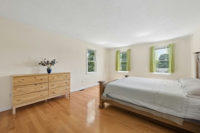 117 Summer Road, Boxborough, MA 01719