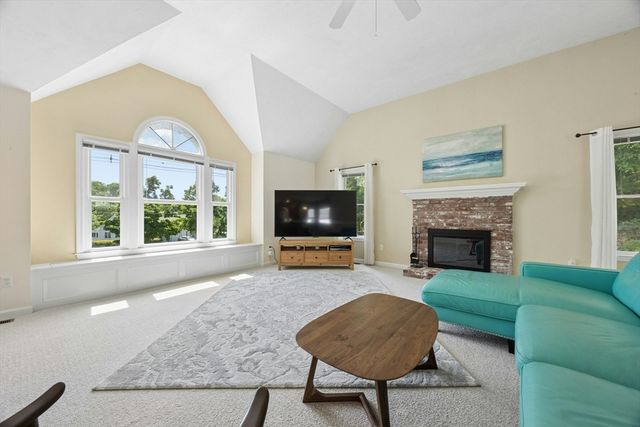 117 Summer Road, Boxborough, MA 01719