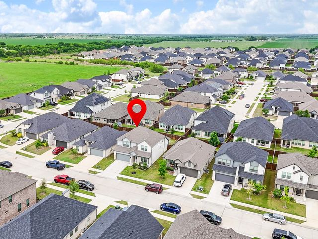 392 Teton Street, Waxahachie, TX 75165