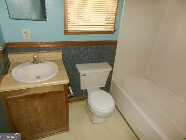 110 Irwinton Circle, Toomsboro, GA 31090