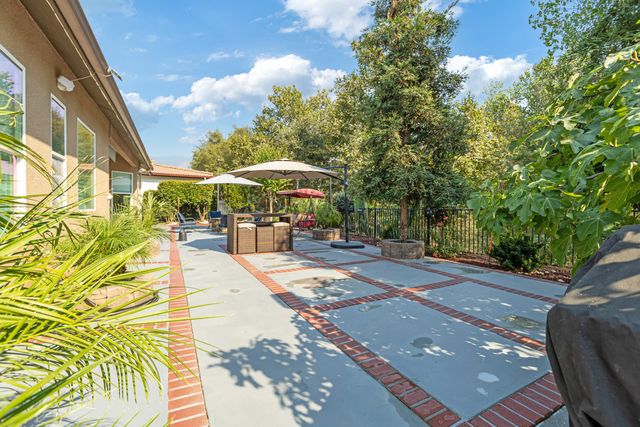 32937 Riverside Drive, Springville, CA 93265