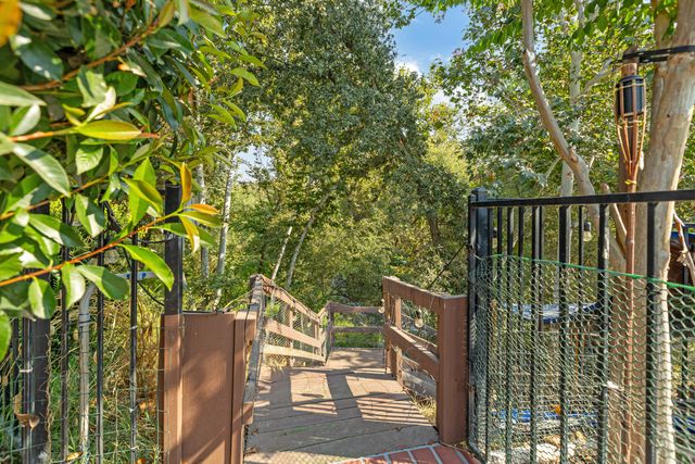 32937 Riverside Drive, Springville, CA 93265