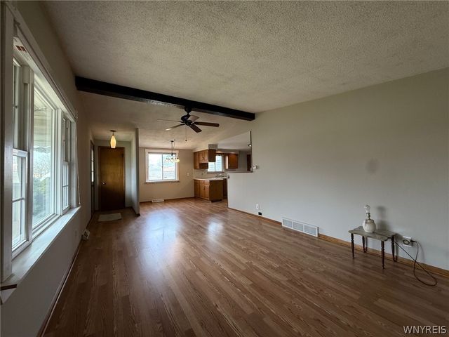 30 Betty Lou Lane, Cheektowaga, NY 14225