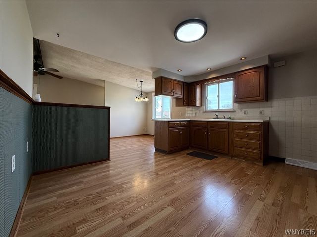 30 Betty Lou Lane, Cheektowaga, NY 14225