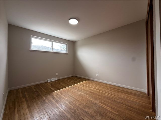 30 Betty Lou Lane, Cheektowaga, NY 14225