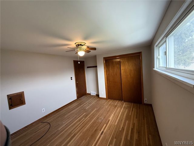 30 Betty Lou Lane, Cheektowaga, NY 14225