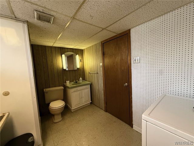 30 Betty Lou Lane, Cheektowaga, NY 14225