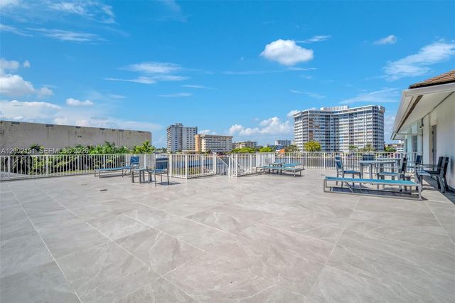 1849 S Ocean Drive PH3, Hallandale Beach, FL 33009