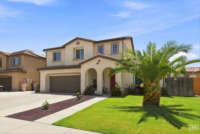 5101 Gleaming Gem Way, Bakersfield, CA 93313