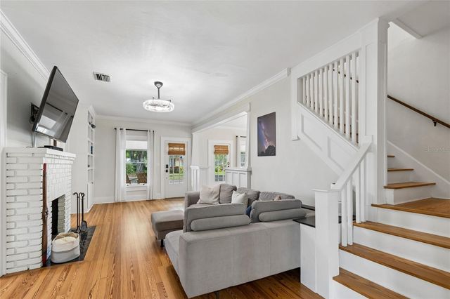 1126 16TH AVENUE N, St Petersburg, FL 33704