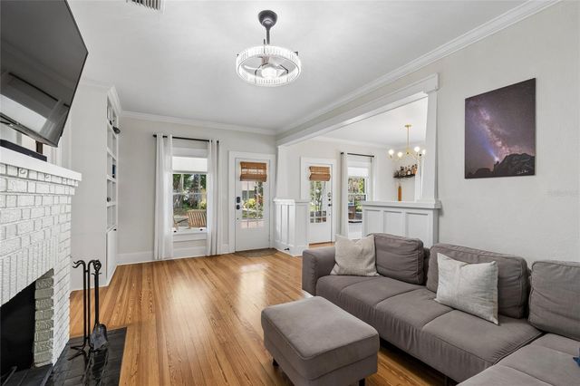 1126 16TH AVENUE N, St Petersburg, FL 33704