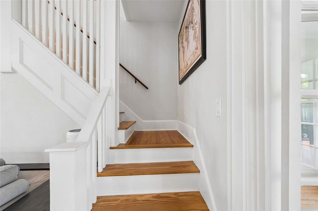 1126 16TH AVENUE N, St Petersburg, FL 33704