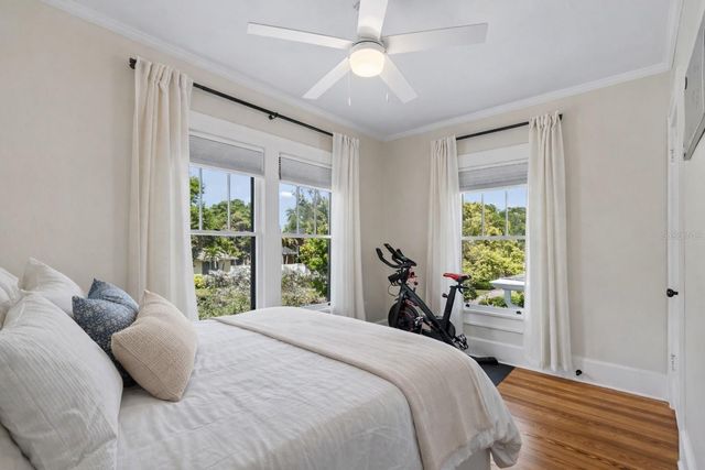 1126 16TH AVENUE N, St Petersburg, FL 33704