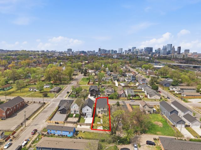 107 Lewis St, Nashville, TN 37210