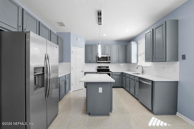 3231 WANDERING OAKS Drive, Orange Park, FL 32065