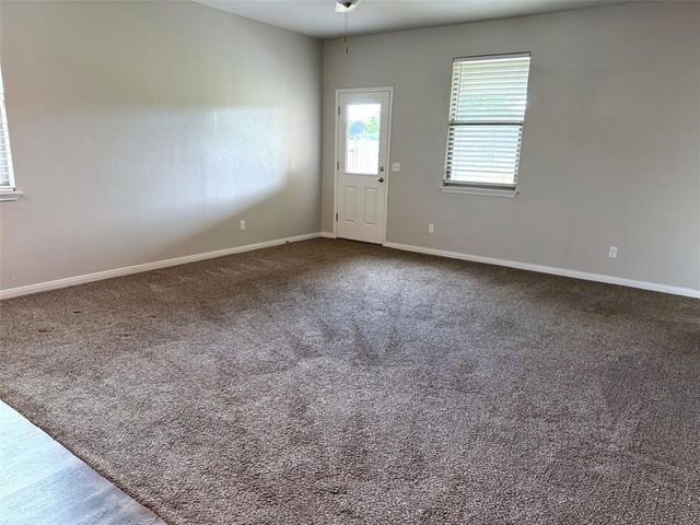 2025 Scarlet Circle, El Reno, OK 73036